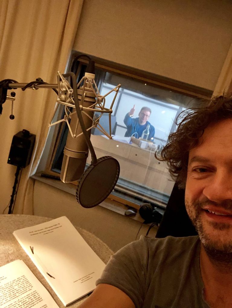 Professor van Dusen / Studio