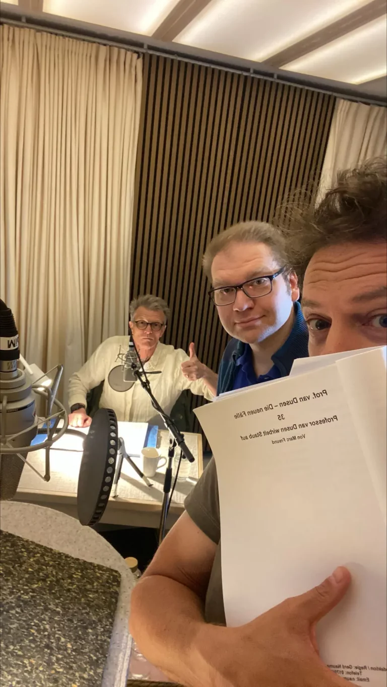 Aufnahmen zu Professor van Dusen – die…